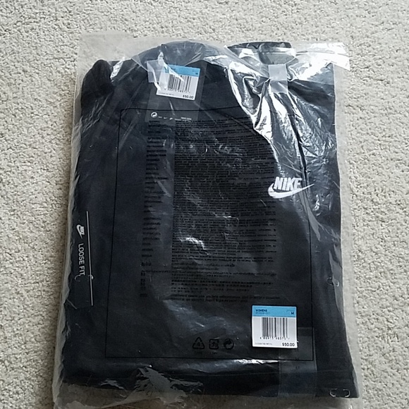 Nike Funnel Neck Pullover - Picture 3 of 8